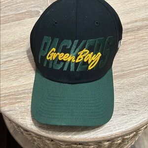 Green Bay Packers Black and Green Cap